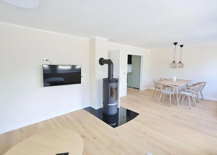 Semesterbostad Inselidylle Kunterbunt *