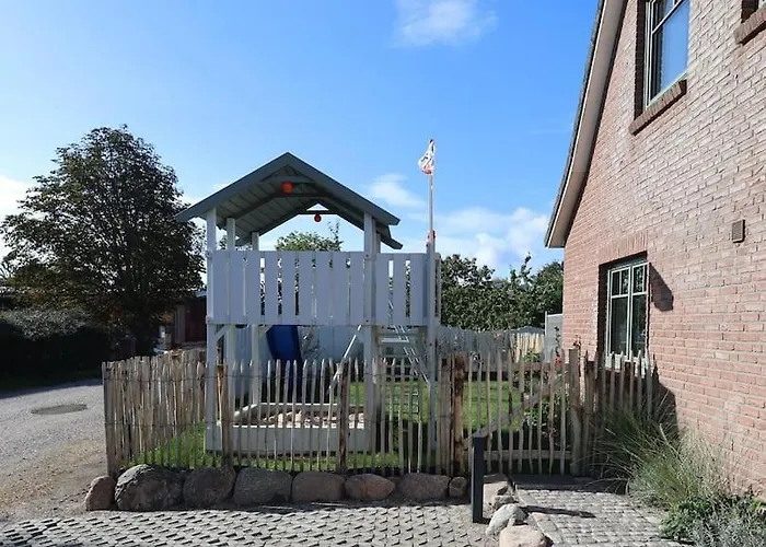 Semesterbostad Inselidylle Kunterbunt *